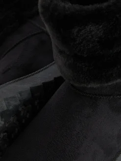 Botas Forro Imitação Pelo