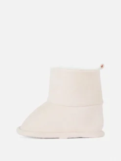 Botinhas Rebordo Imitação Pelo Bebé