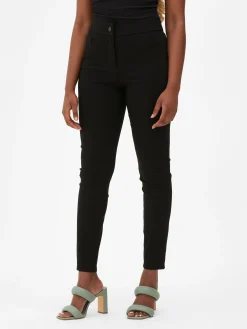 Calças Elásticas Corte Justo