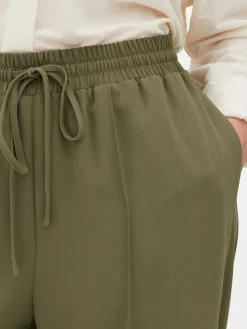 Calças Treino Corte Perna Larga Básicas