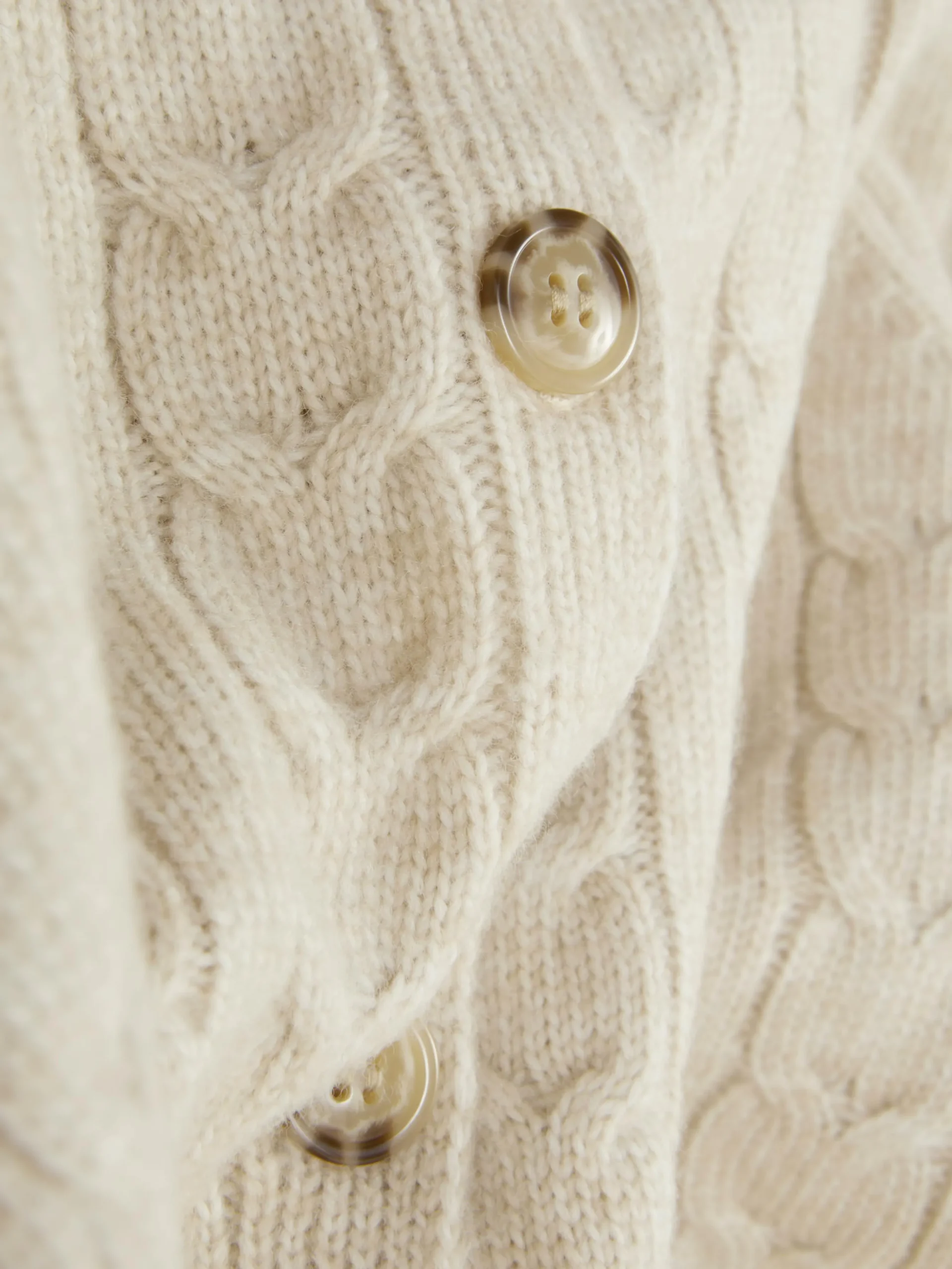 Casaco Malha Entrançada Rita Ora