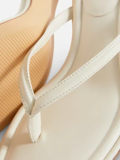 Chinelos Dedo Salto Médio