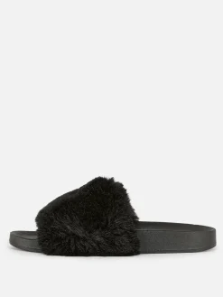 Chinelos Em Imitação De Pelo