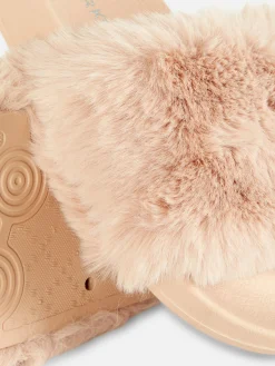 Chinelos Em Imitação De Pelo