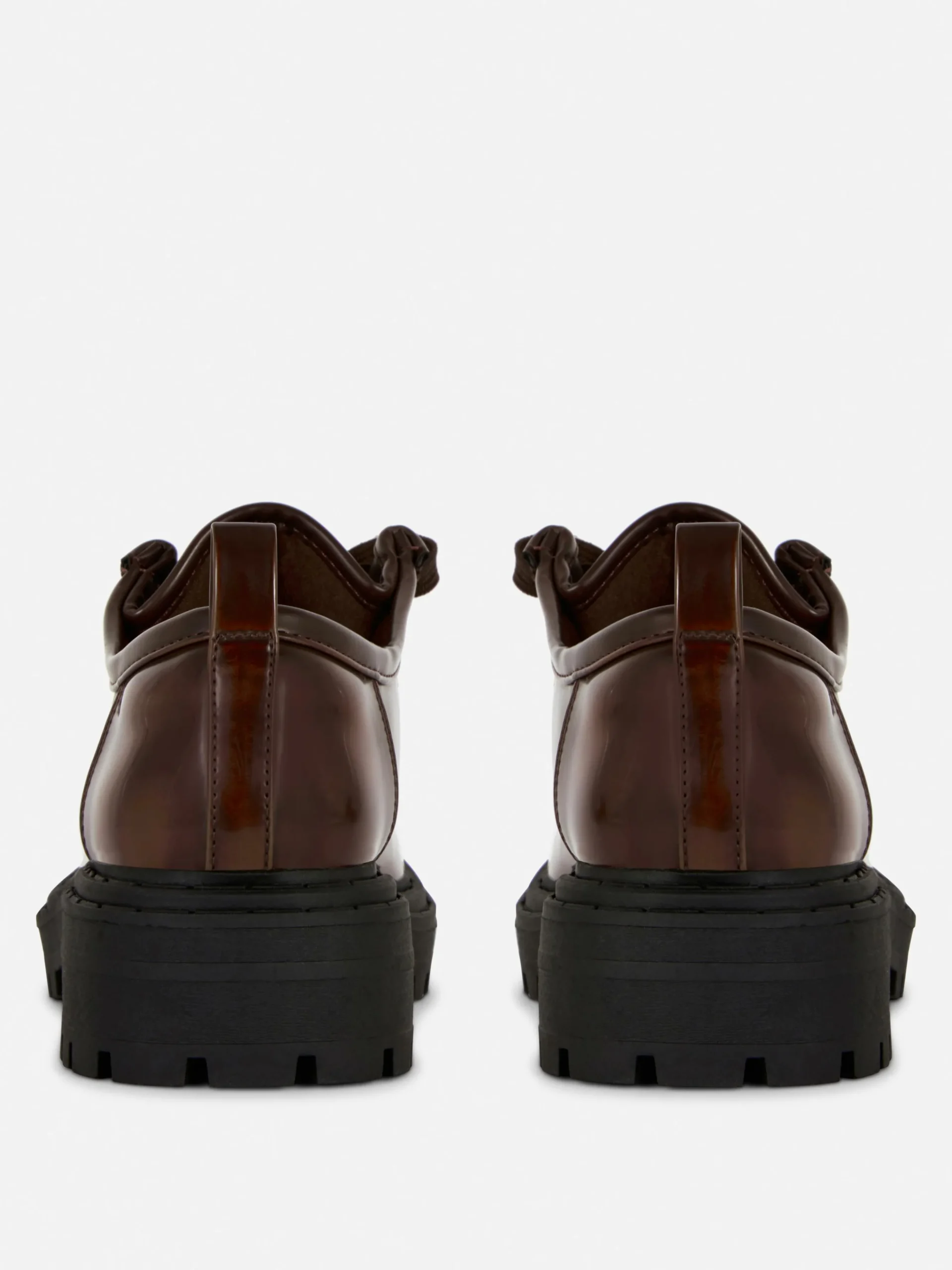 Loafers Atacadores Sola Grossa Rita Ora