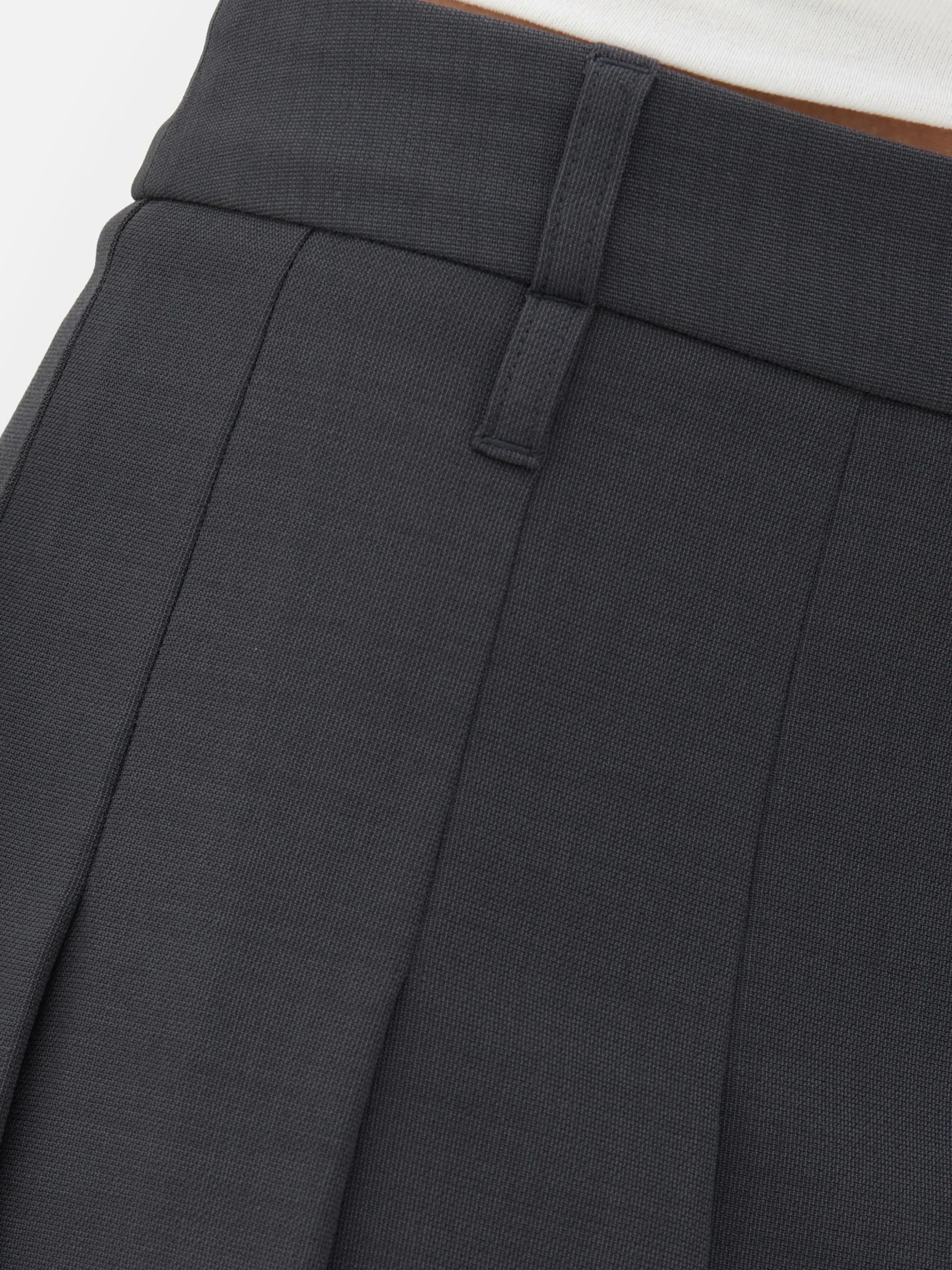 Minissaia Plissada Rita Ora