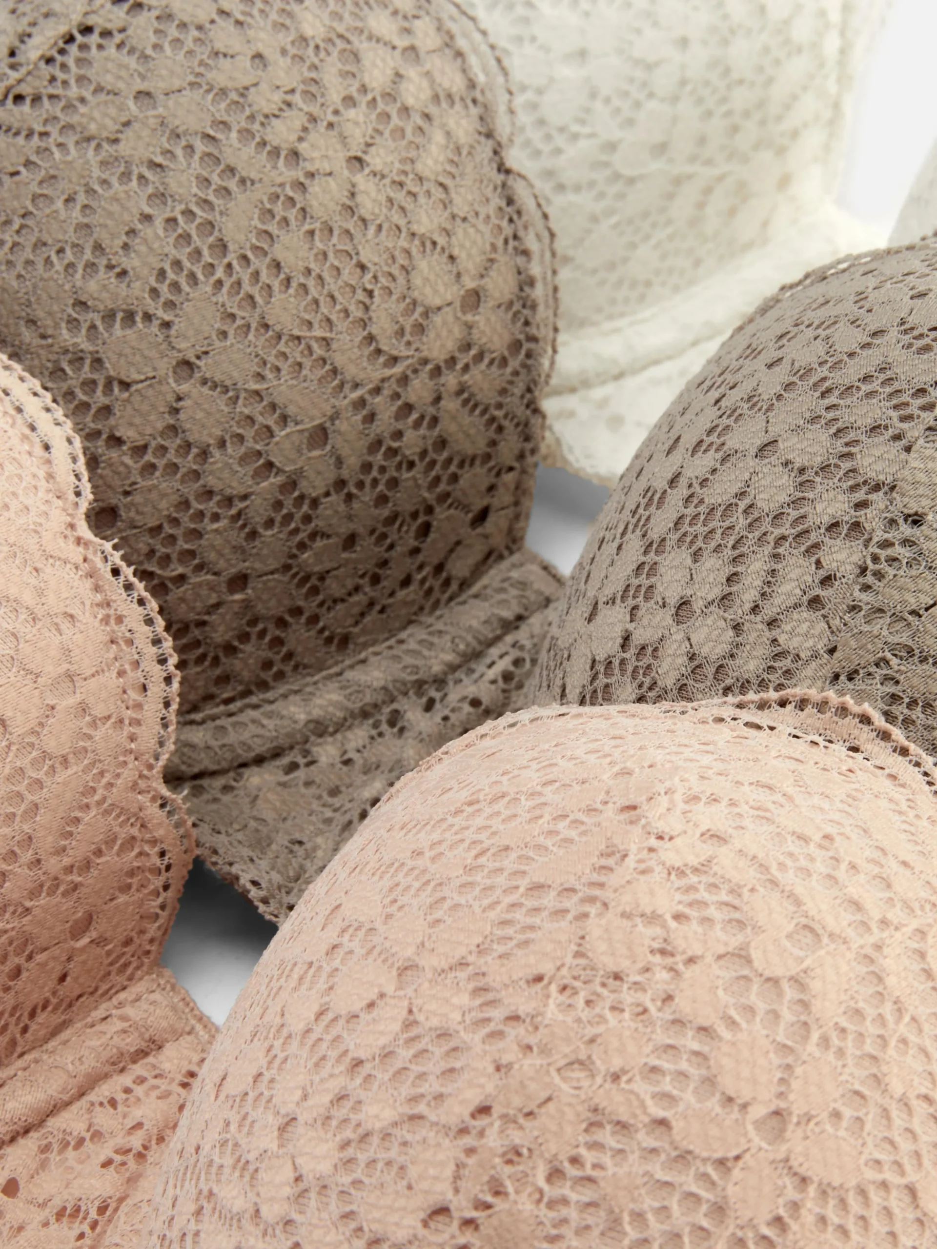 Pack 3 Sutiãs Balconete Renda