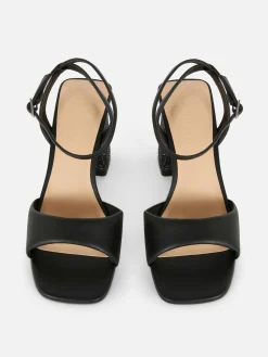 Sandálias Salto Ráfia Modelo Largo