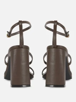 Sandálias Tacão Tiras T Rita Ora