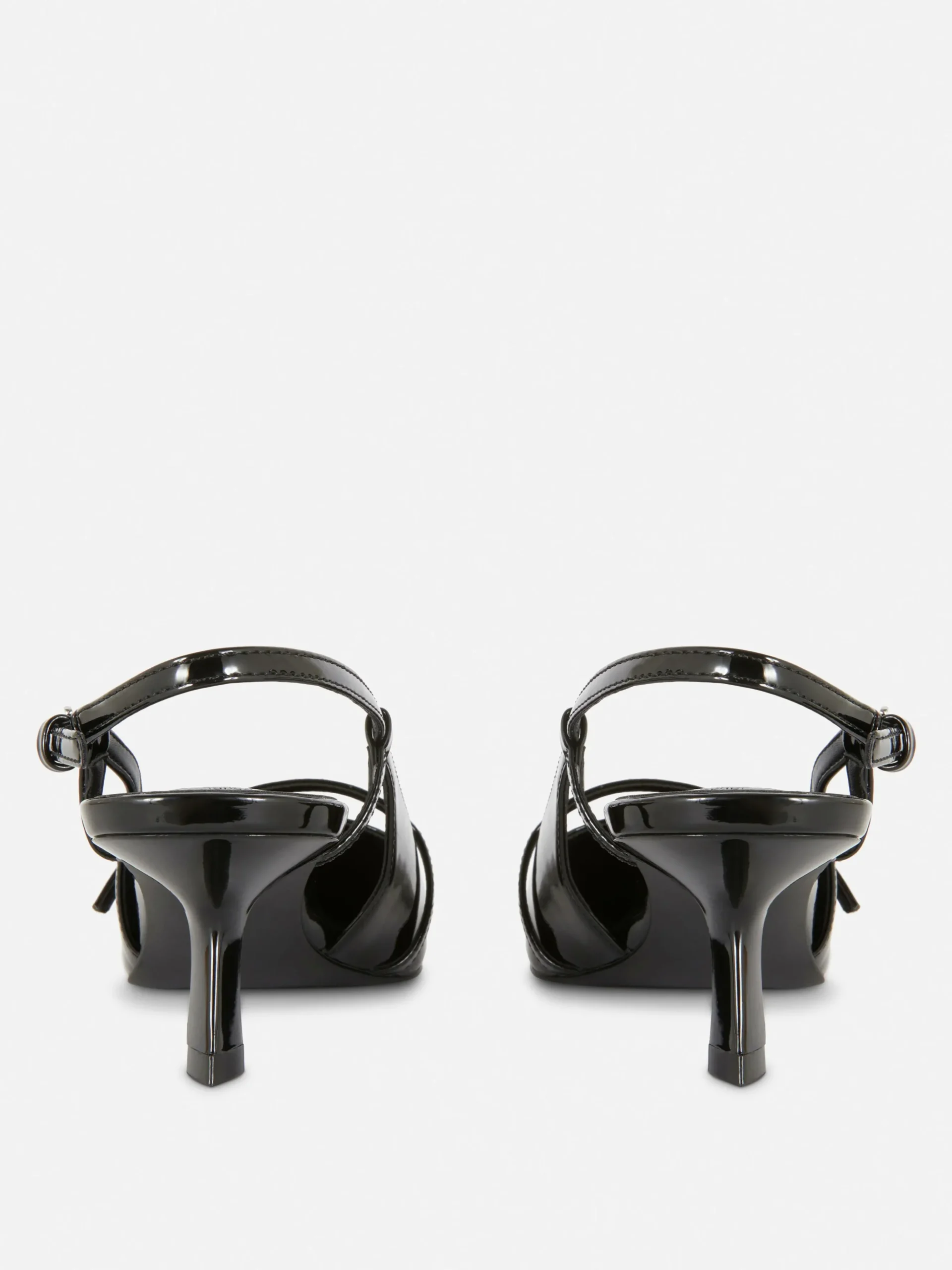 Sapatos Salto Médio Verniz Fivela