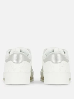 Ténis Cano Baixo Detalhes Brilhantes