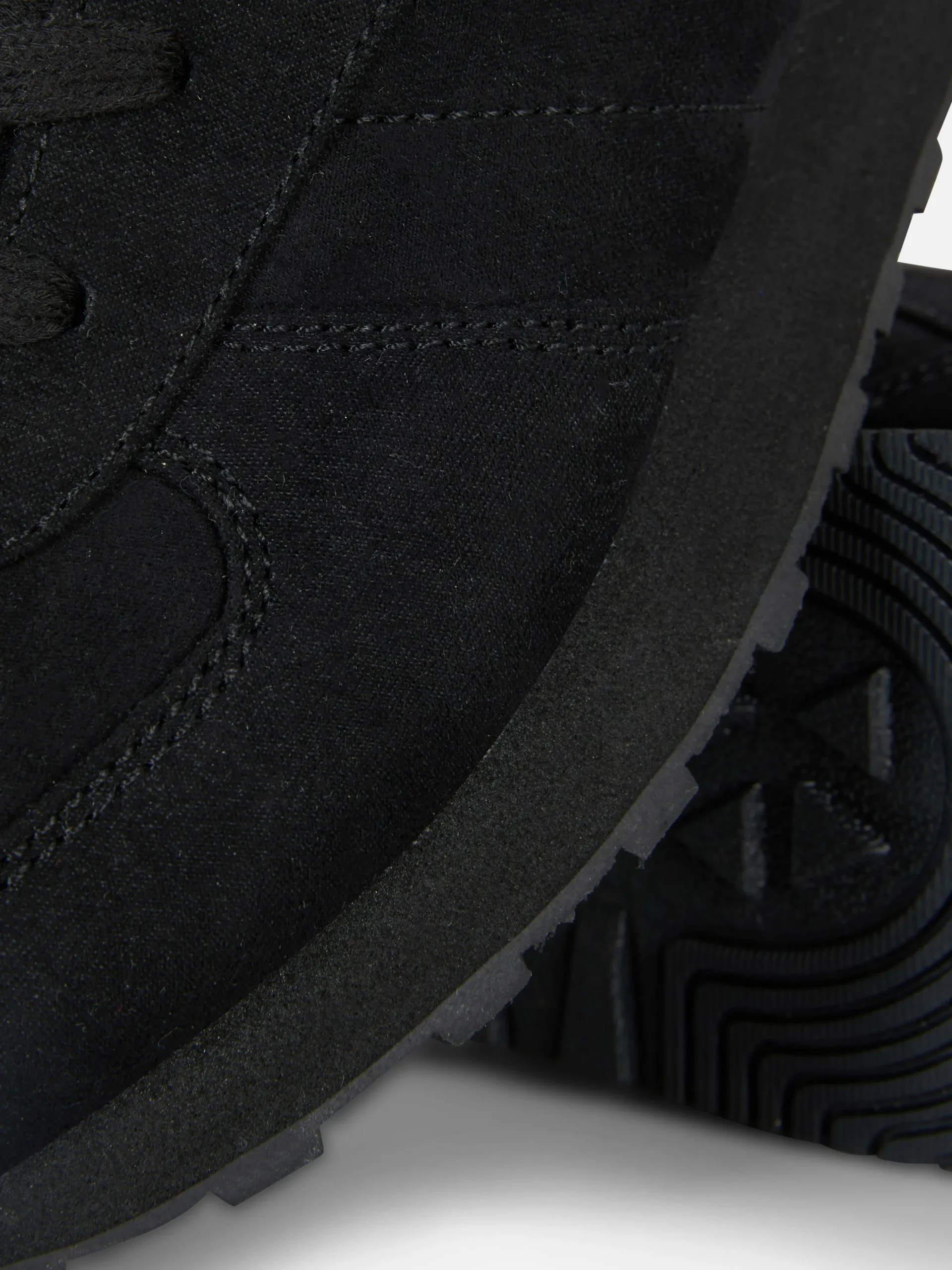 Ténis Clássicos Renda