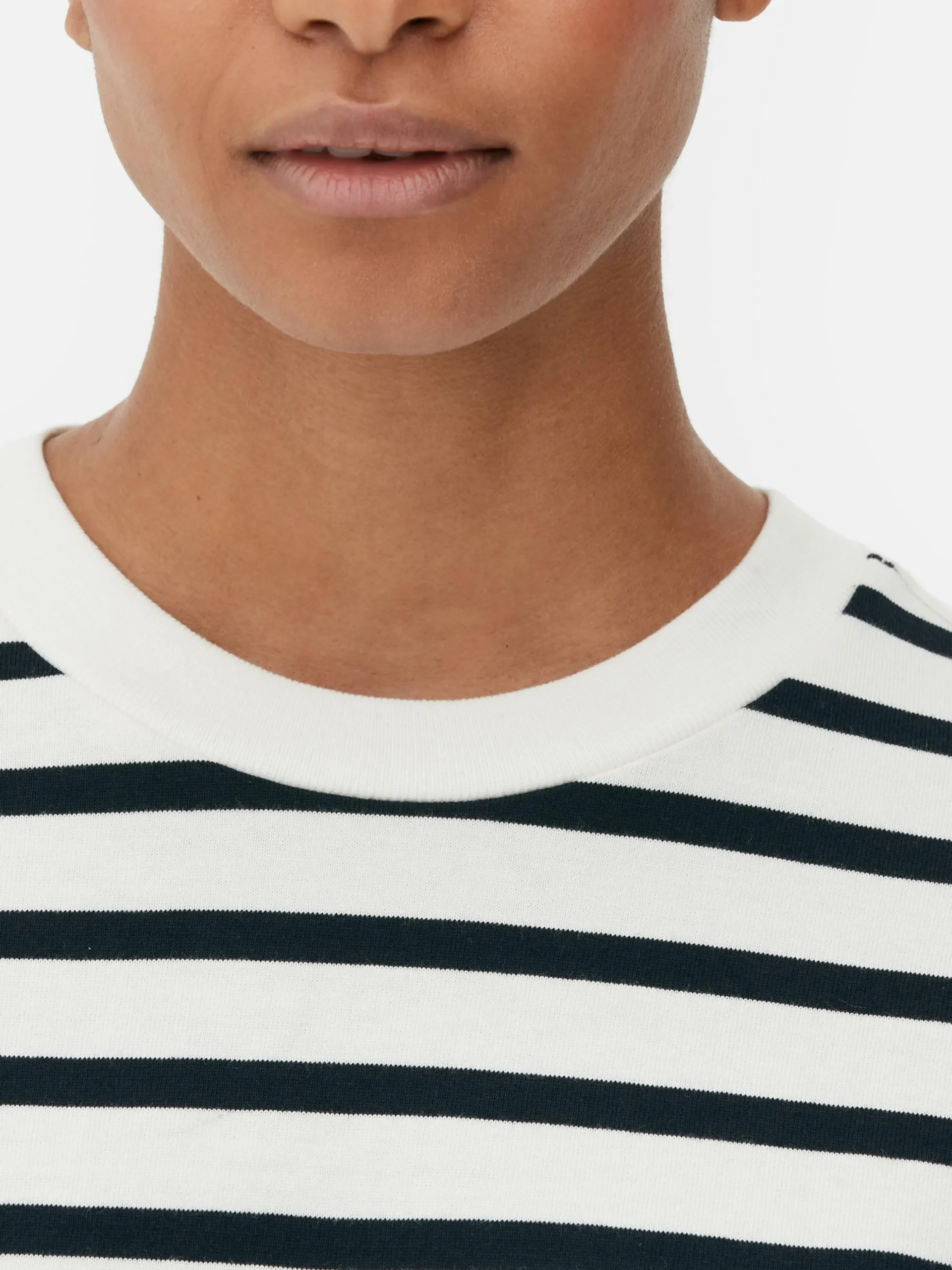 Top Manga Comprida Gola Redonda