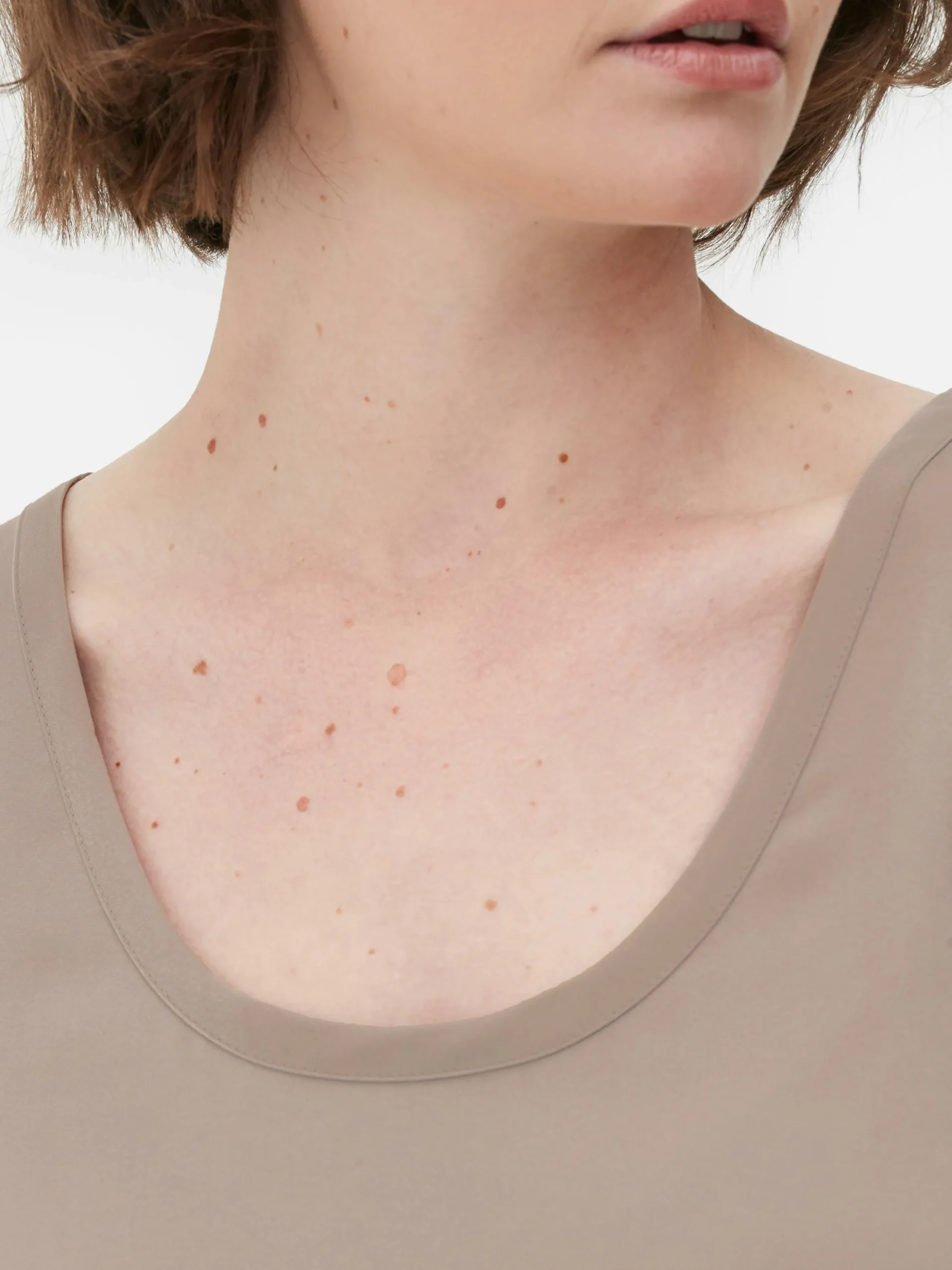 Top S/ Mangas Corte Folgado Básico