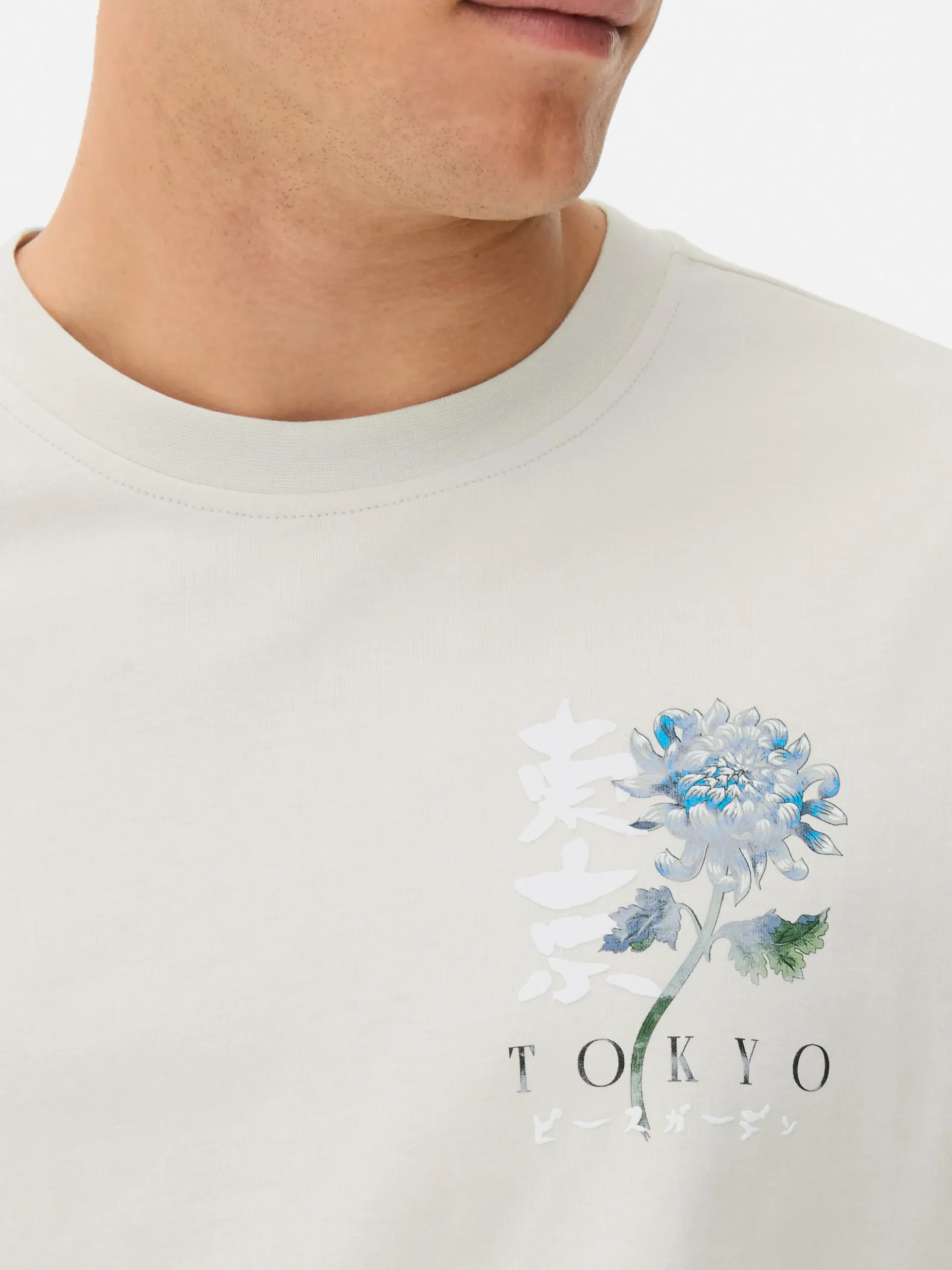 T-shirt Padrão Floral Tóquio