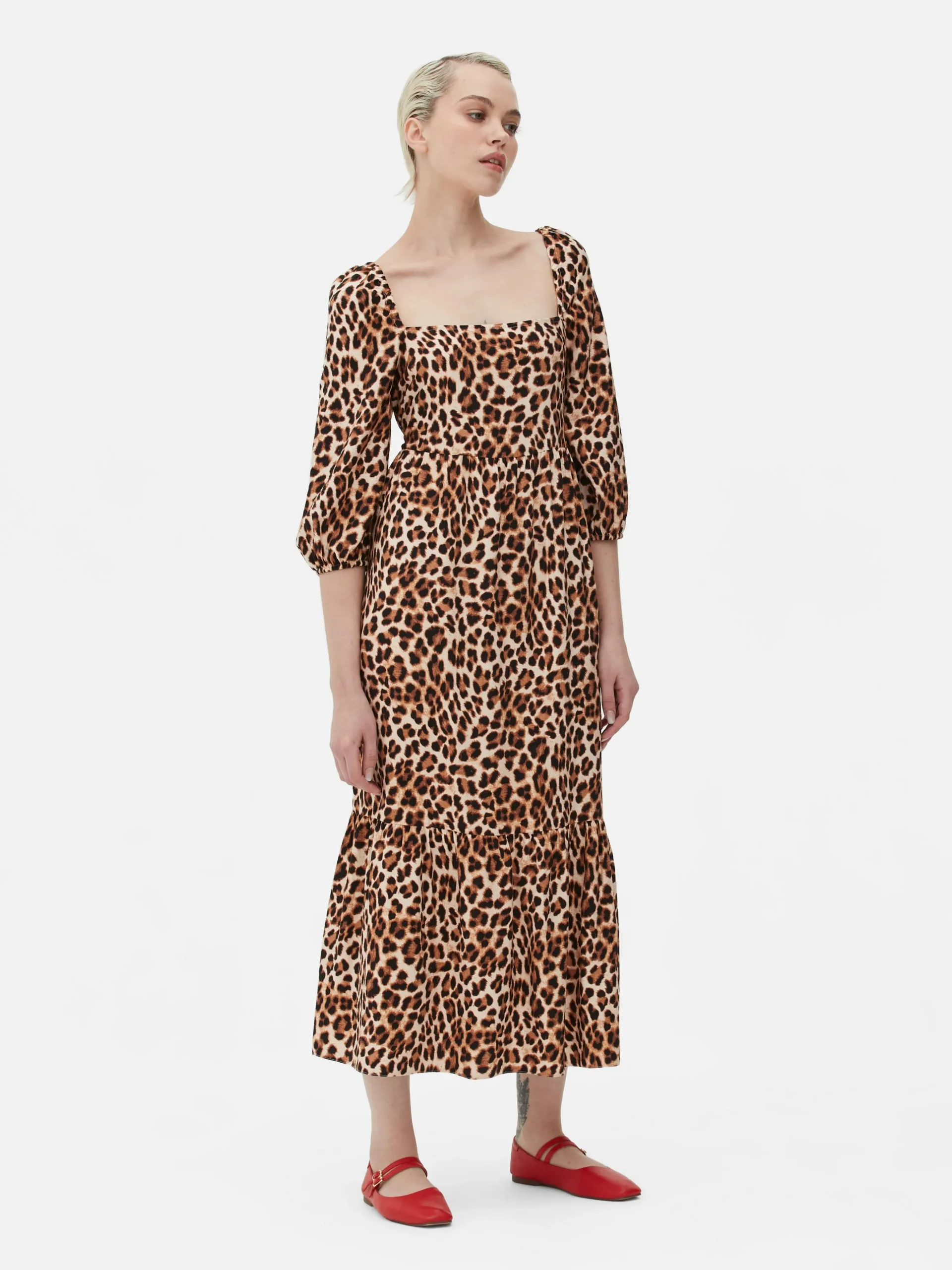 Vestido Midi Decote Quadrado Leopardo
