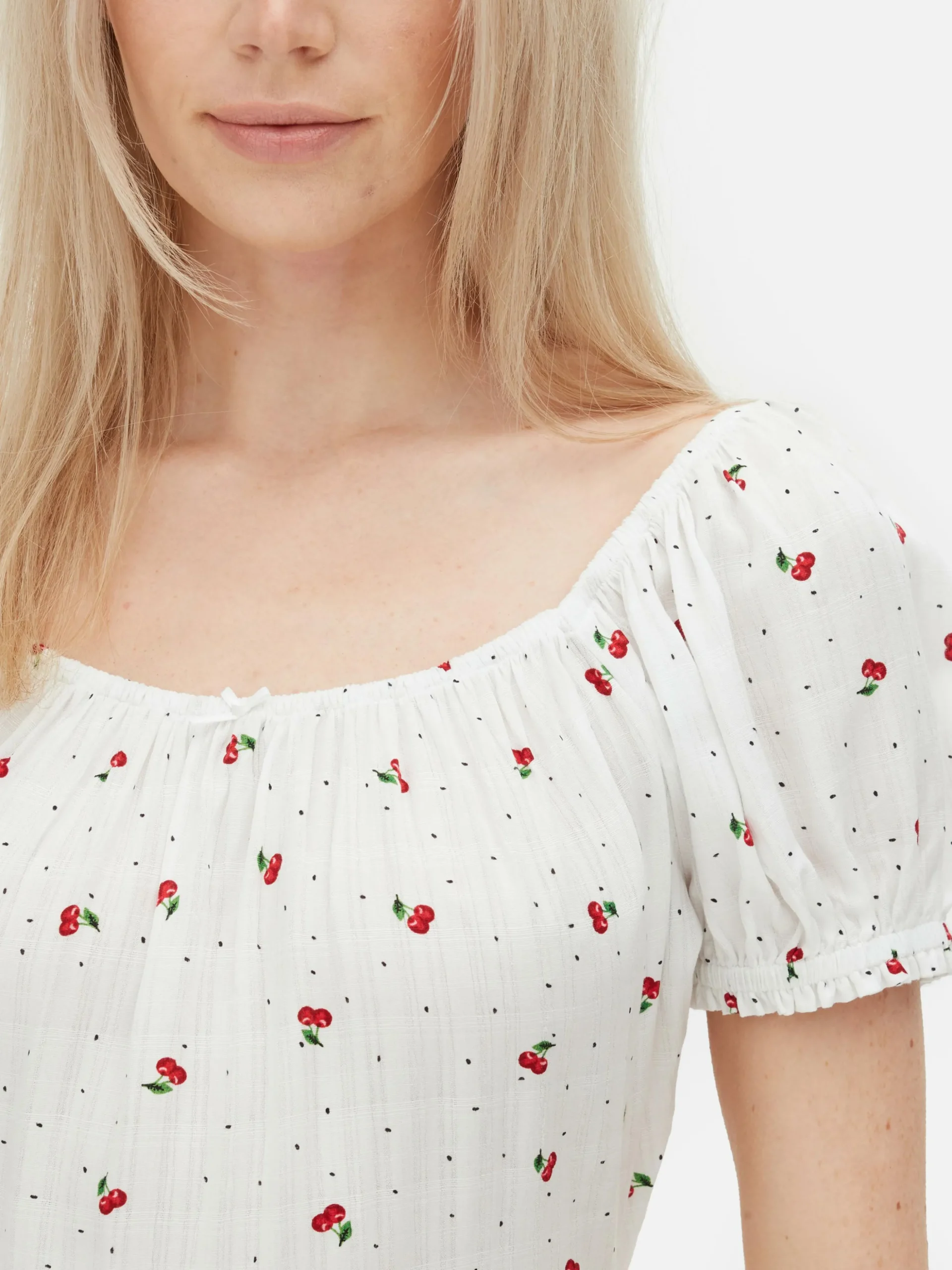 Vestido Mini Manga Curta